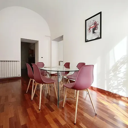 In Style Colosseum Apartment Rom