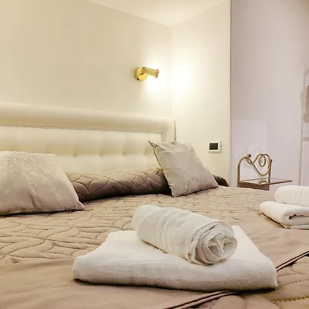 In Style Colosseum Apartment